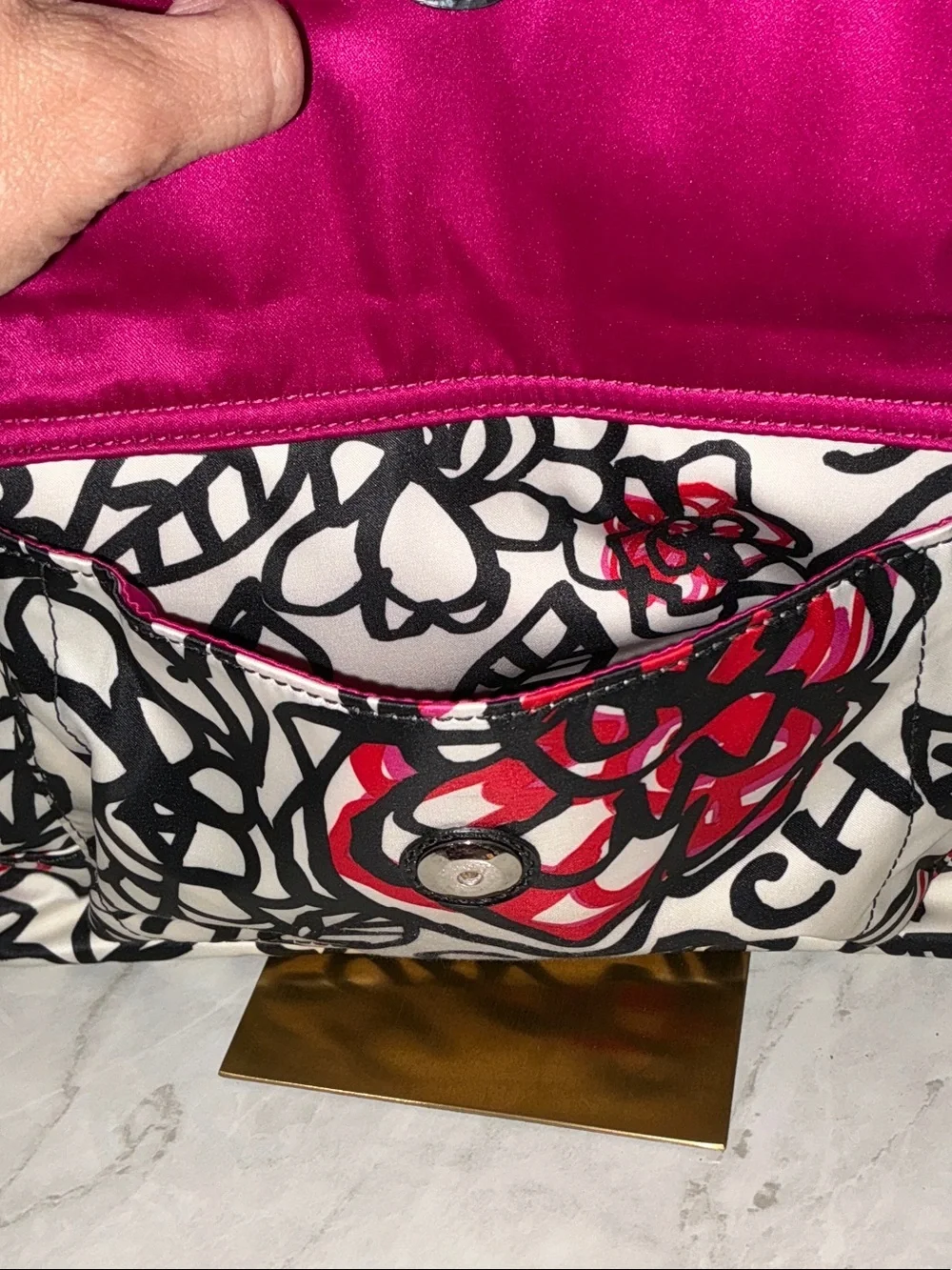 Coach Poppy Daisy Floral Graffiti Crossbody/ Shoulder Bag (EUC) Stunning 🤩